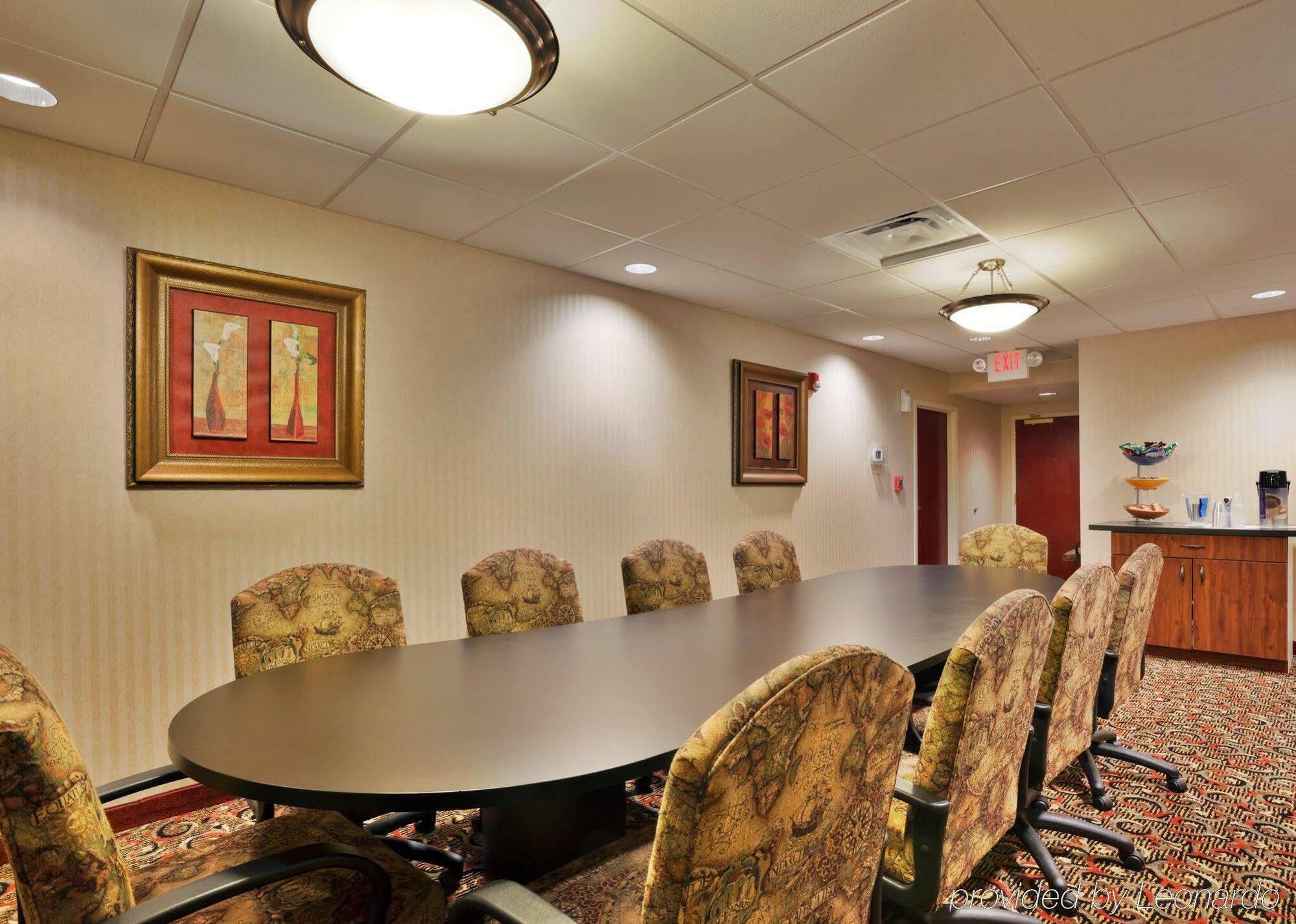 Holiday Inn Express Hotel & Suites Harriman By Ihg Exterior photo